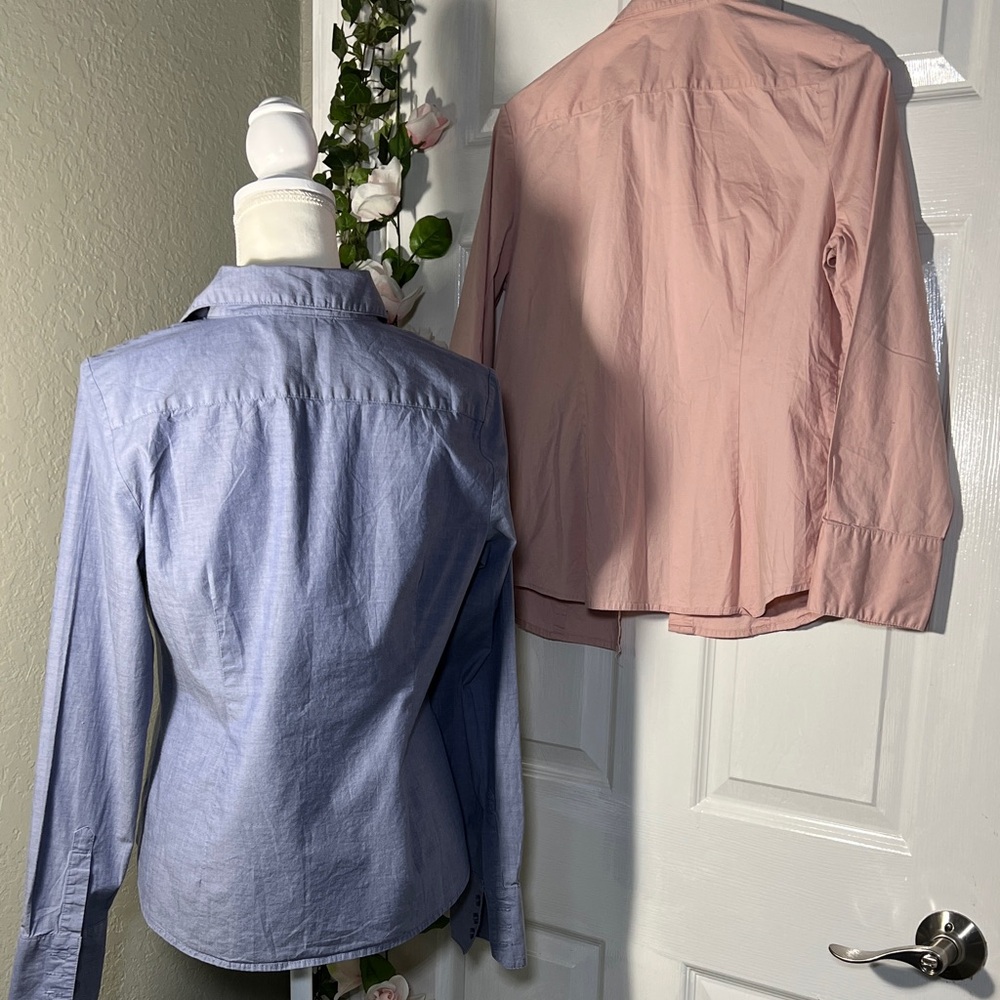 👚👕 Two Button-Up Long Sleeve Shirts one blue one pink - Picture 5 of 12
